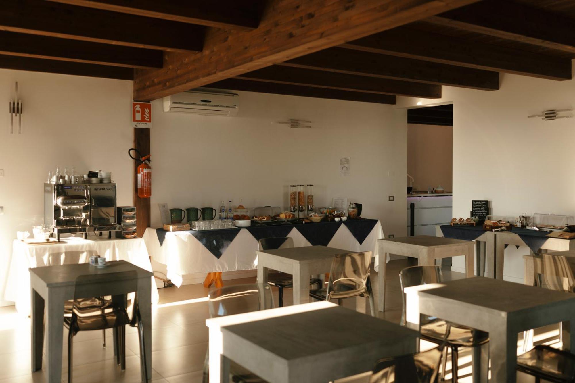 Agriturismo Il Colle Dei Lecci Ancona Bagian luar foto
