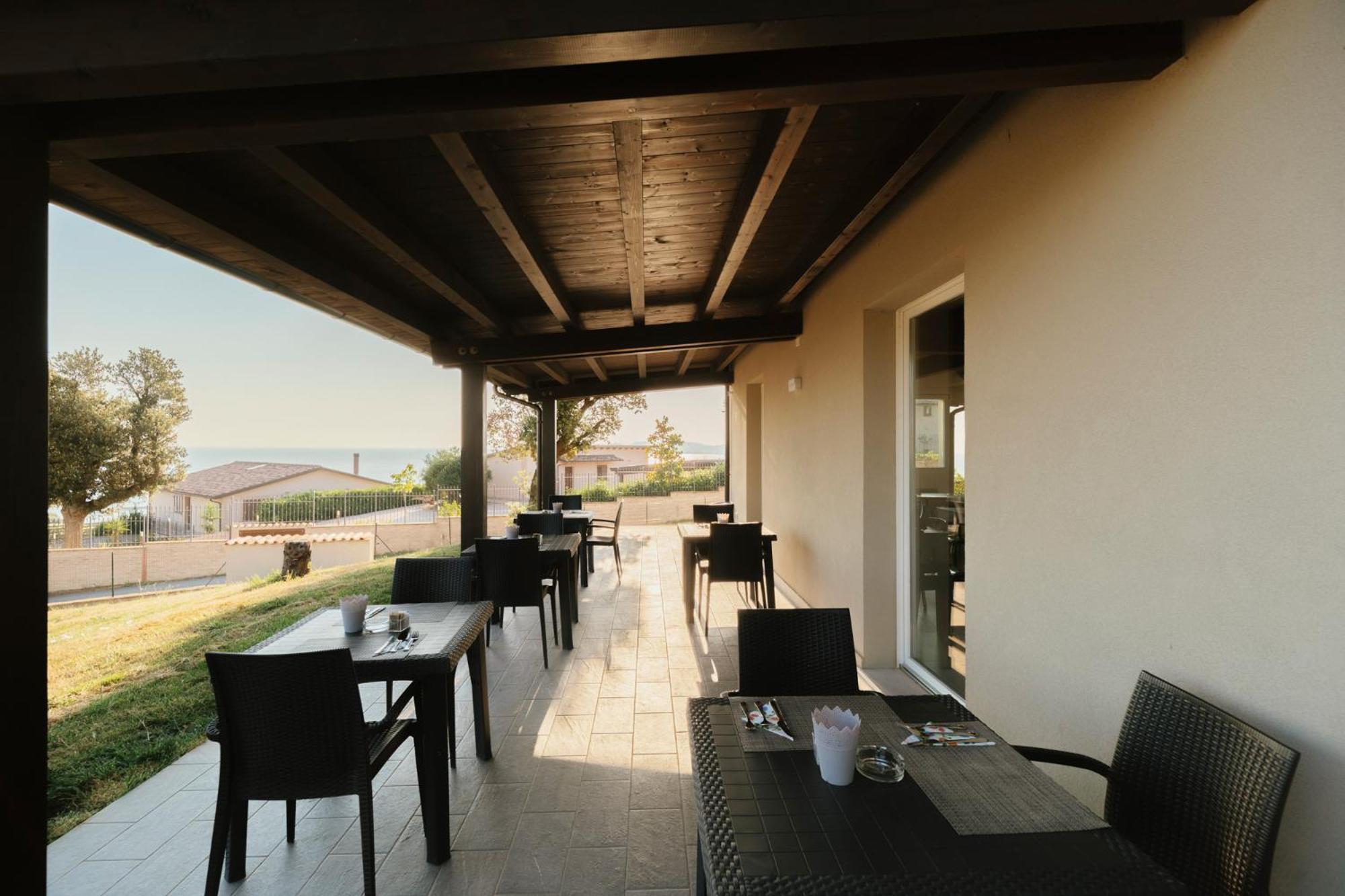Agriturismo Il Colle Dei Lecci Ancona Bagian luar foto